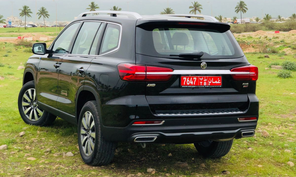MG RX8 – Luxury 7-Seater SUV Rental in Salalah & Muscat, Oman