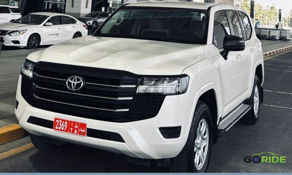 Toyota Land Cruiser GXR – Luxury 7 Seater SUV in Oman